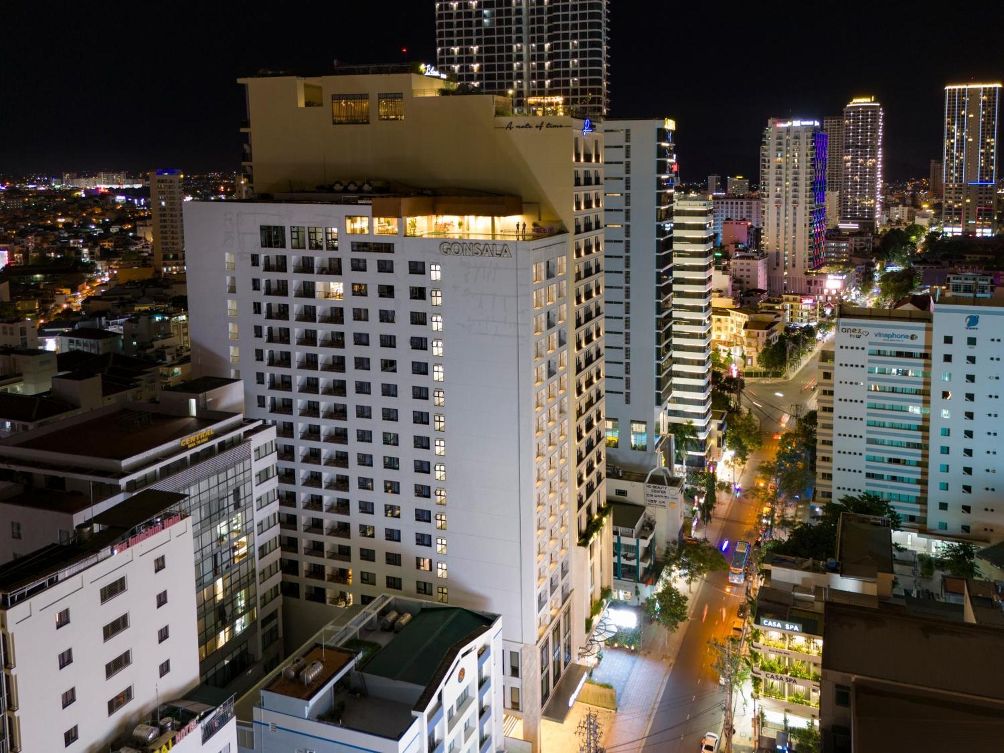 Gonsala Hotel Nha Trang Buitenkant foto