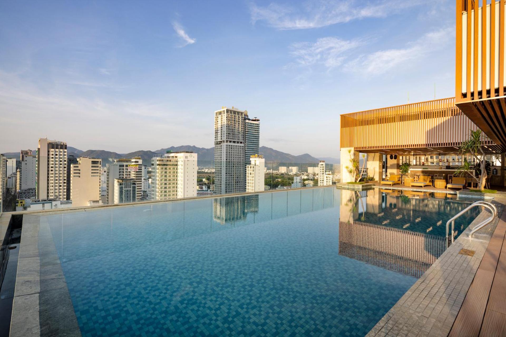 Gonsala Hotel Nha Trang Buitenkant foto