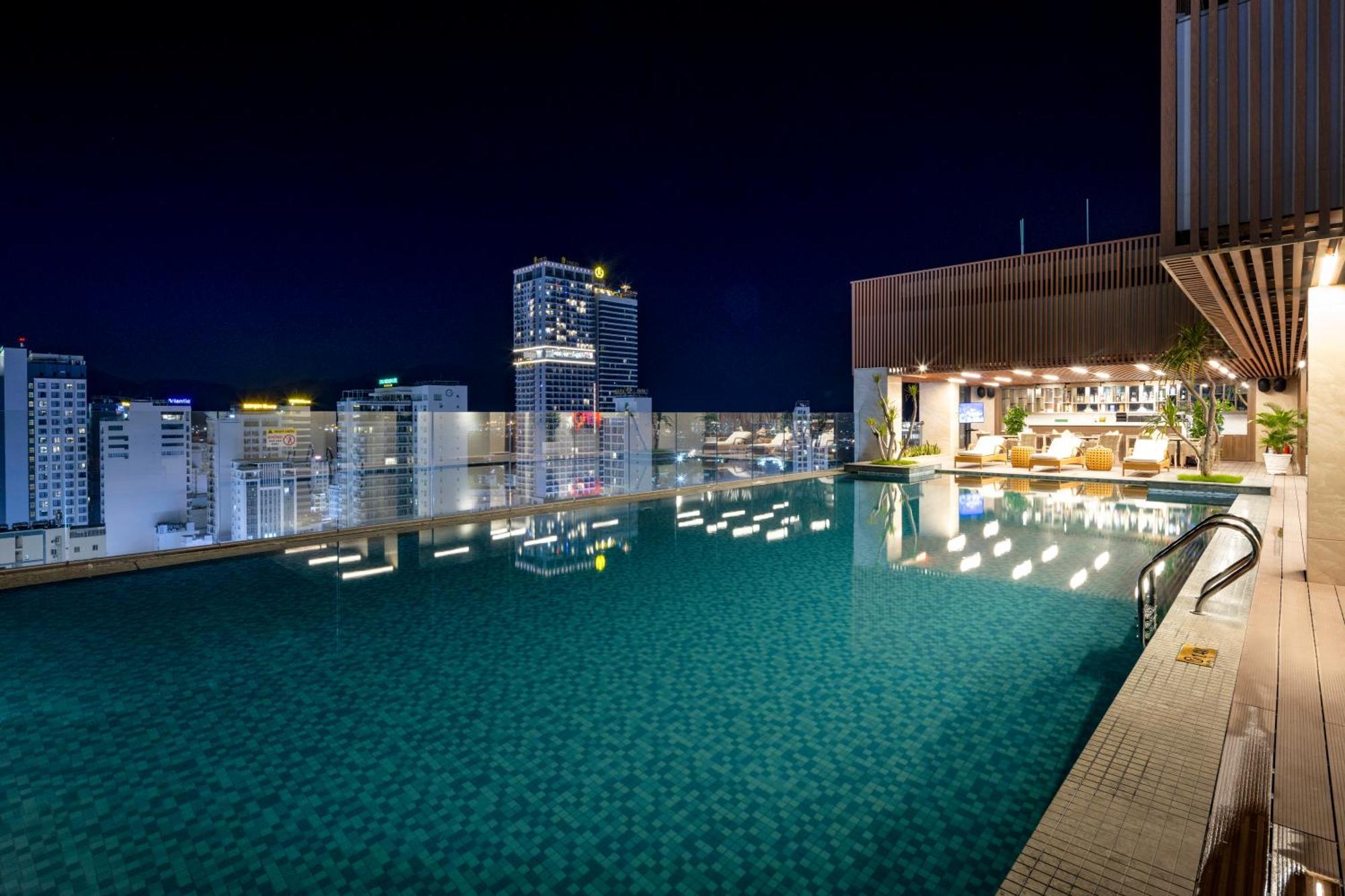 Gonsala Hotel Nha Trang Buitenkant foto