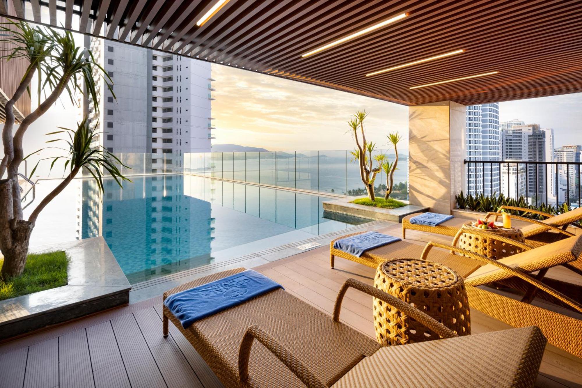Gonsala Hotel Nha Trang Buitenkant foto