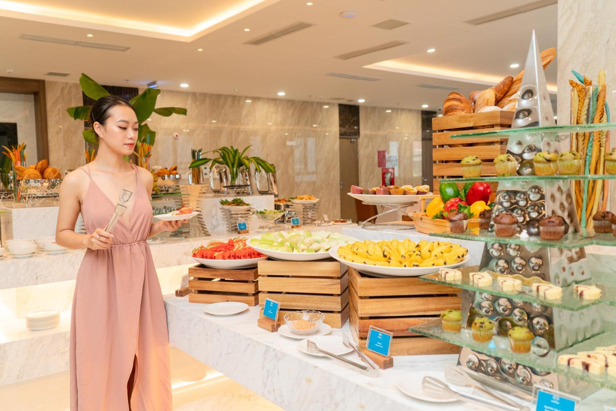 Gonsala Hotel Nha Trang Buitenkant foto