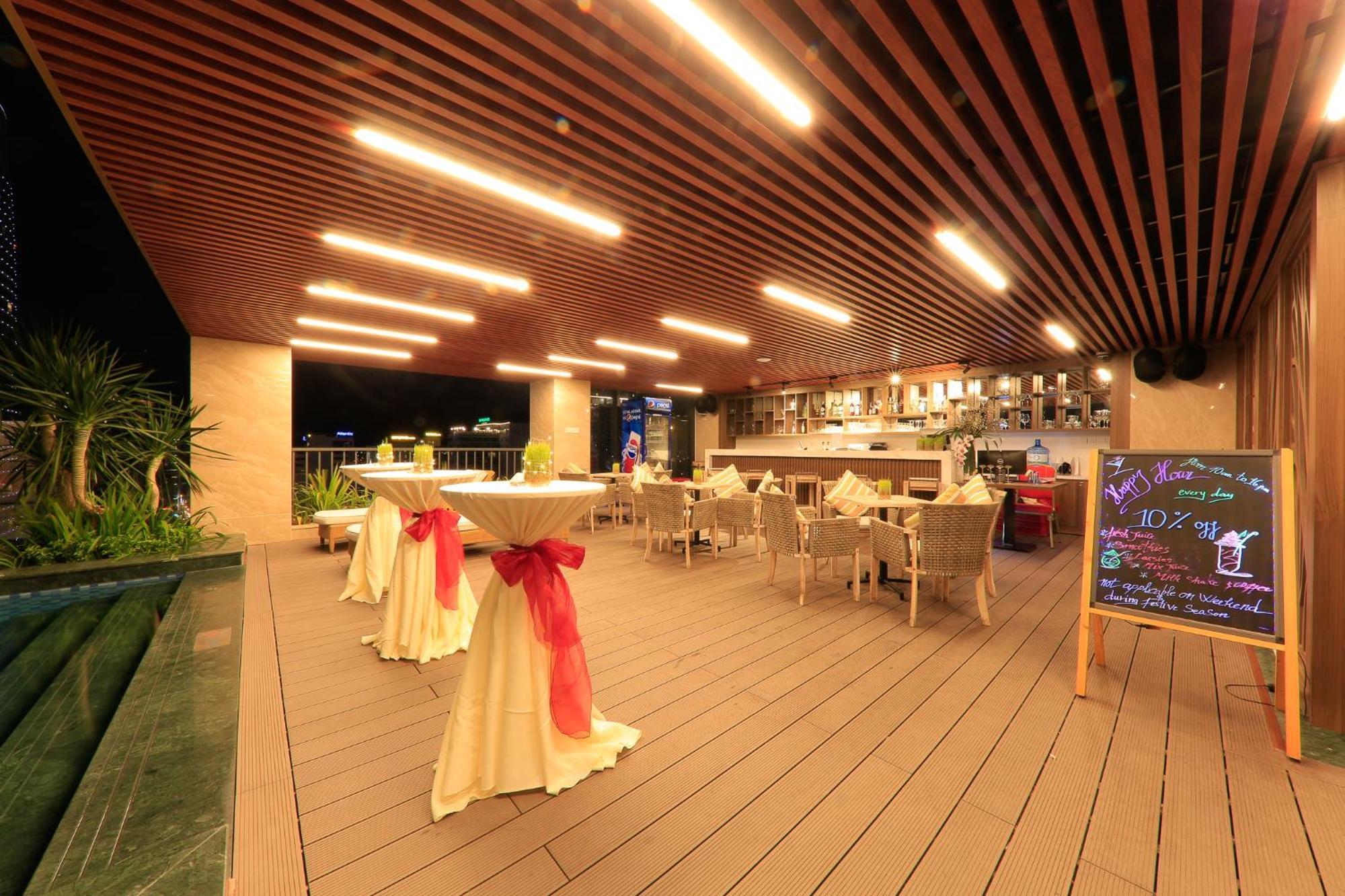Gonsala Hotel Nha Trang Buitenkant foto